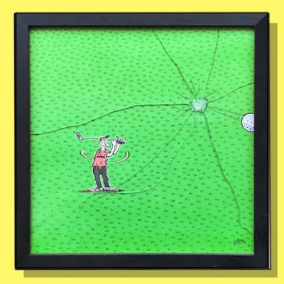 Hole-in-One, Original Bild mit zerbrochenem Glas 